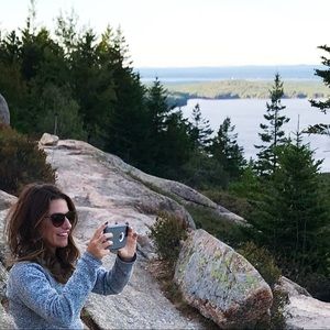 Meet your Posher, Olivia